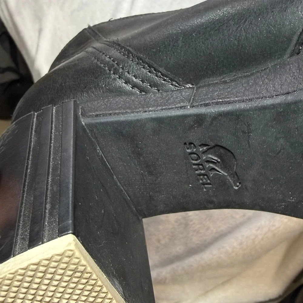 Sorel 9.5 Blake Bootie Black Leather Block Heel Zip Ankle Waterproof Moto Rocker
